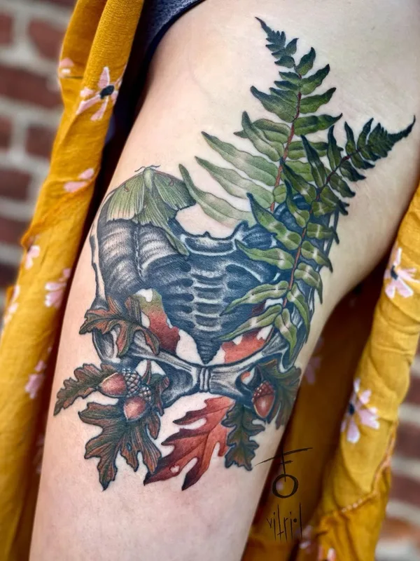 female color illustrative Tatuaggio su thigh #56562 | Tatuatore Vitriol