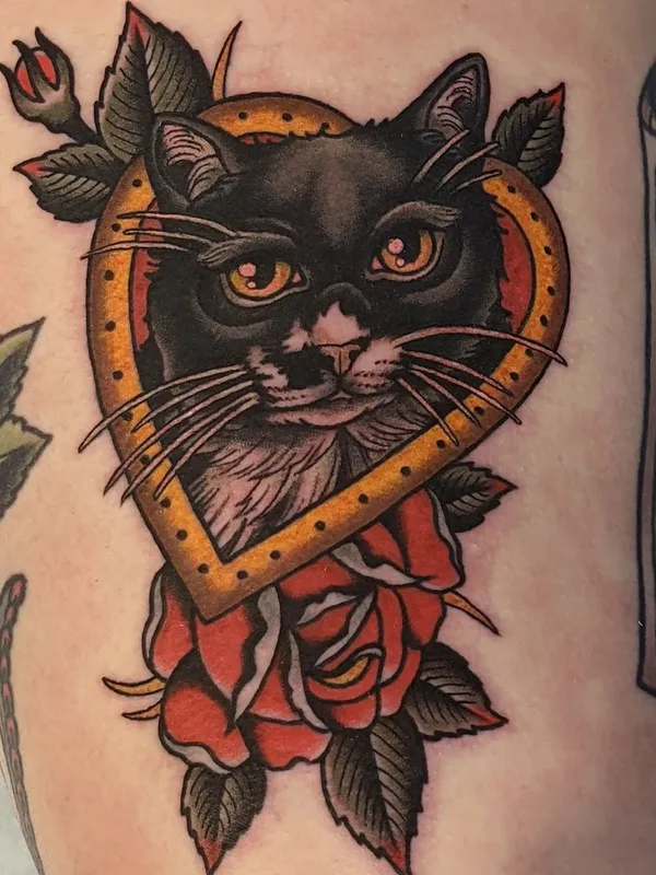 color traditional Tatuaggio su thigh #56577 | Tatuatore Matt Brotka
