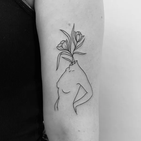 Linework tattoo by Bojana in Amsterdam