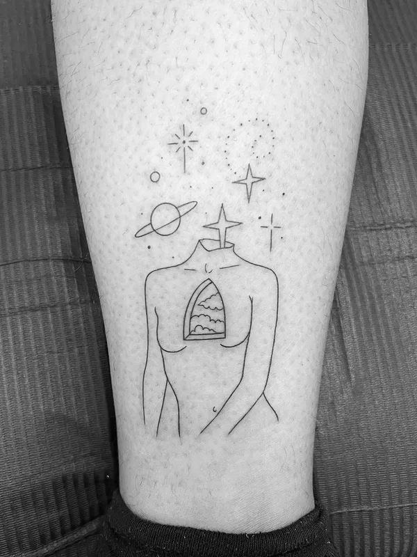 black linework tatouage sur calf #44847 | Artiste tatoueur Bojana