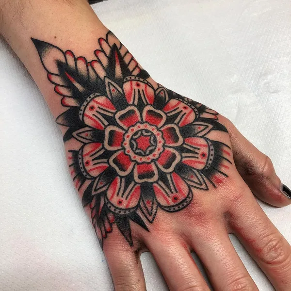 Traditional tattoo by Jeroen van Dijk in Amsterdam
