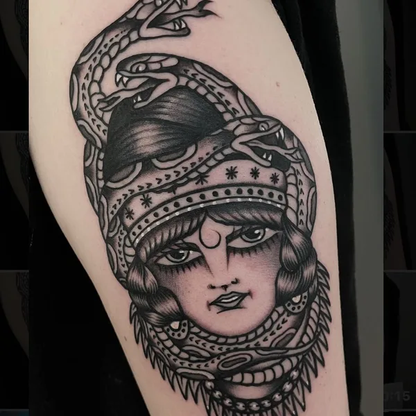 Traditional tattoo by KiMi VERA in Madrid