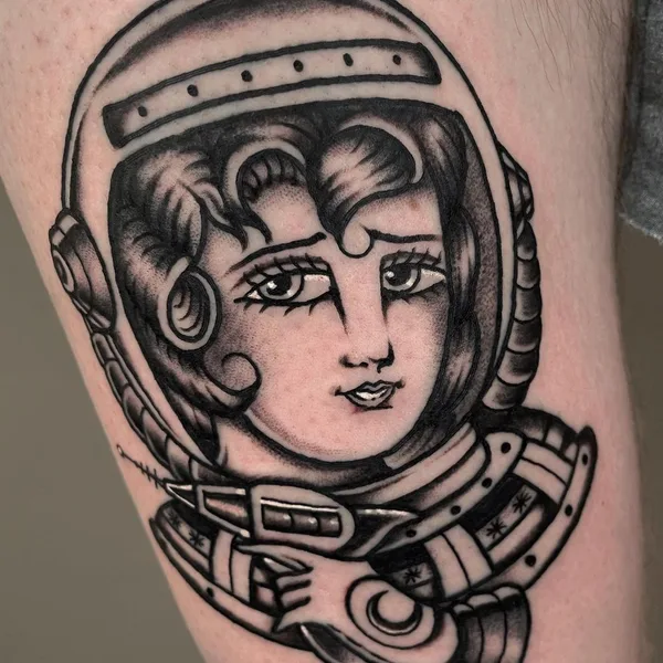 Traditional tattoo by KiMi VERA in Madrid