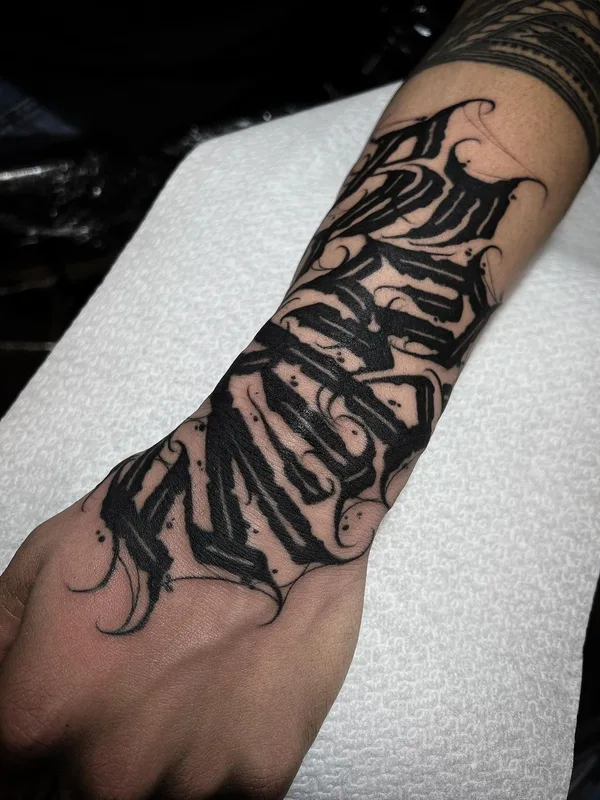 black blackwork татуировка на forearm #44941 | Тату мастер Diego Garrafa