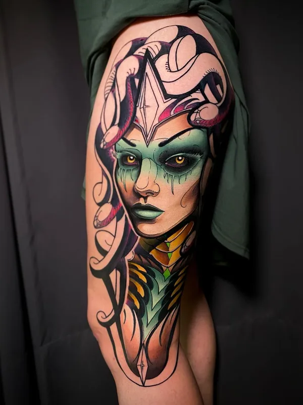 female color neo traditional tattoo auf thigh #44949 | Tätowierer Роман Закиров