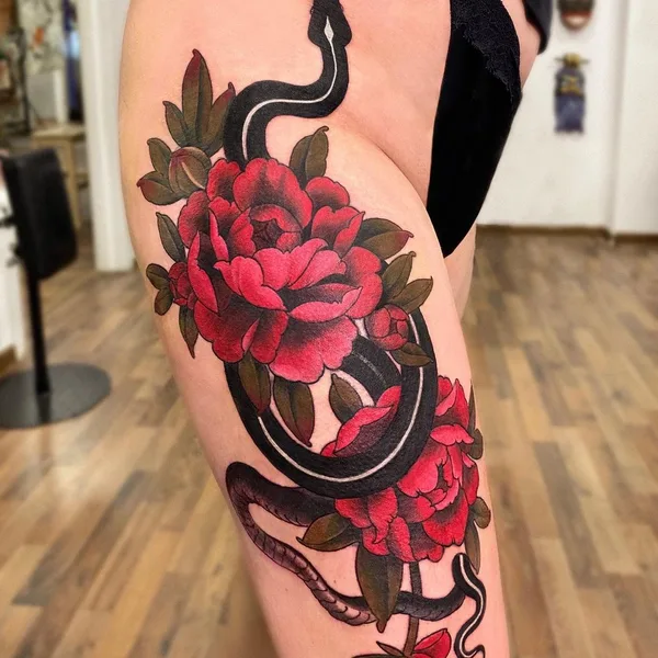 Neo Traditional tattoo by Екатерина Острова in Moscow