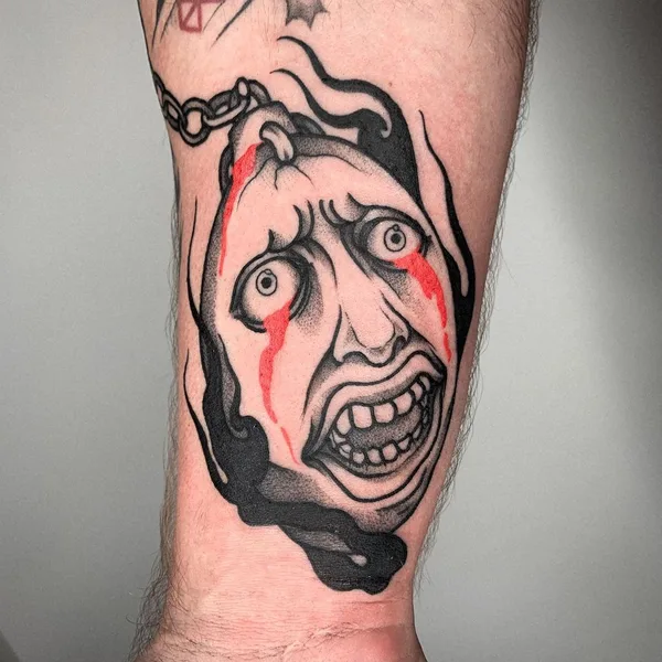 Graphic tattoo by Oliver’s Black Ink in Amsterdam