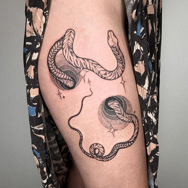 Graphic tattoo by Oliver’s Black Ink in Amsterdam