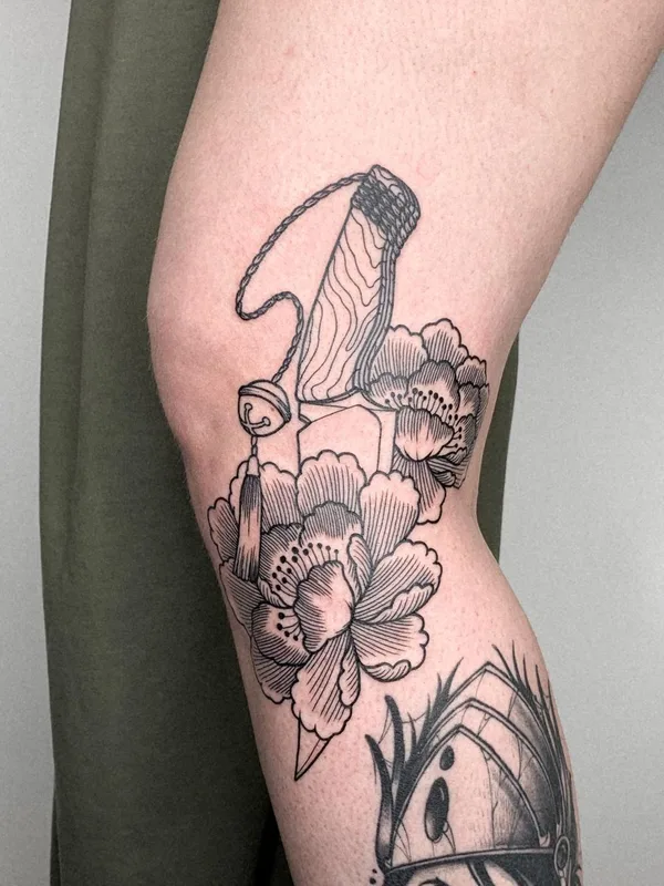 Graphic tattoo by Oliver’s Black Ink in Amsterdam