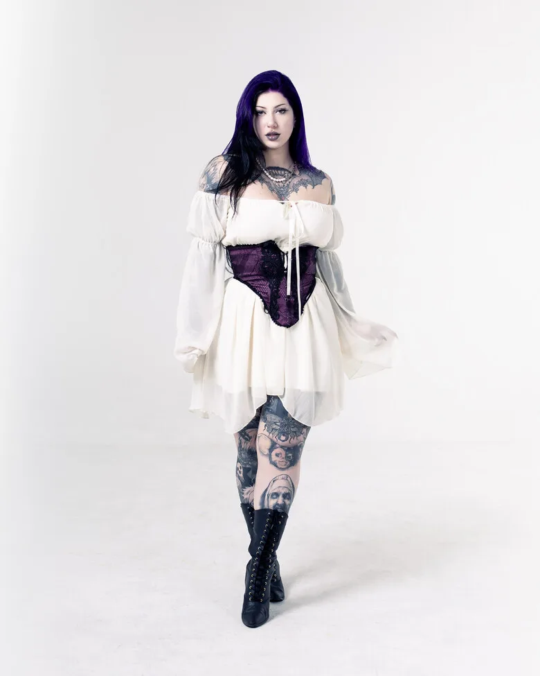 Ravengriim: The Dark Queen of Cosplay and Digital Art - image 5