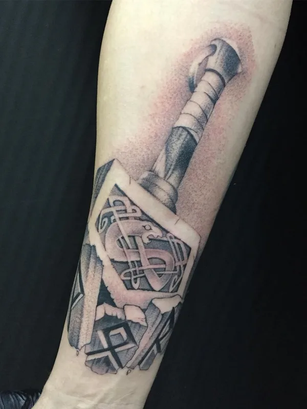black and grey black and grey татуировка на forearm #46783 | Тату мастер Иван Дзумик