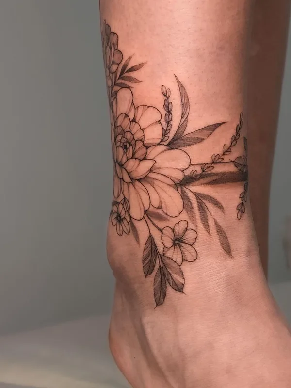 female black and grey botanic 타투 부위 ankle #61553 | 타투이스트 balaussa.art