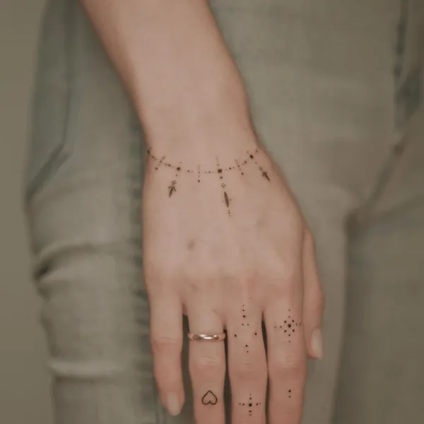Graphic tattoo by Лена Осень in Красноярск