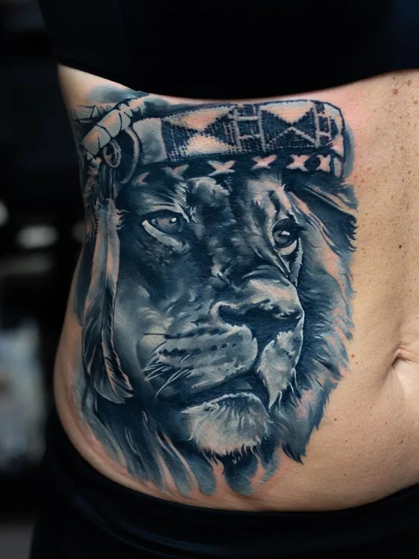 black and grey realism tatuaje en stomach #51015 | Tatuador Михаил Стороженко