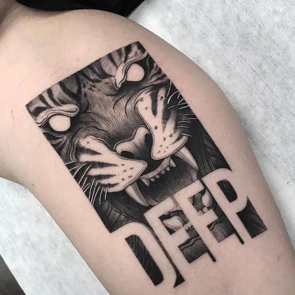 Graphic tattoo by Savaş Doğan in Istanbul
