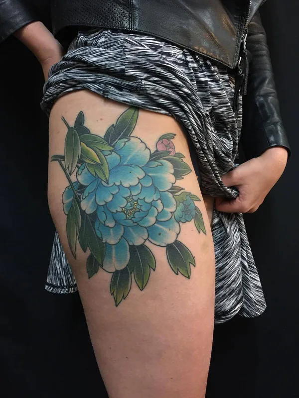 female color japanese 纹身 在 thigh #29457 | 纹身师 Rodrigo Souto Bueno