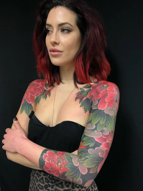 female color japanese 纹身 在 full sleeve #29460 | 纹身师 Rodrigo Souto Bueno