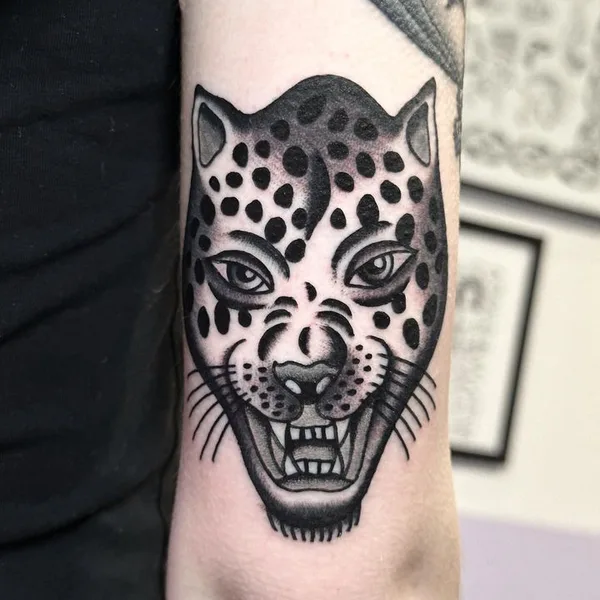 Traditional tattoo by Jordalive in Zürich