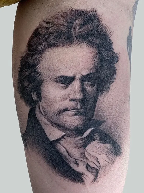 black and grey realism tatuaje en forearm #40118 | Tatuador Денис Тидан Торикашвили