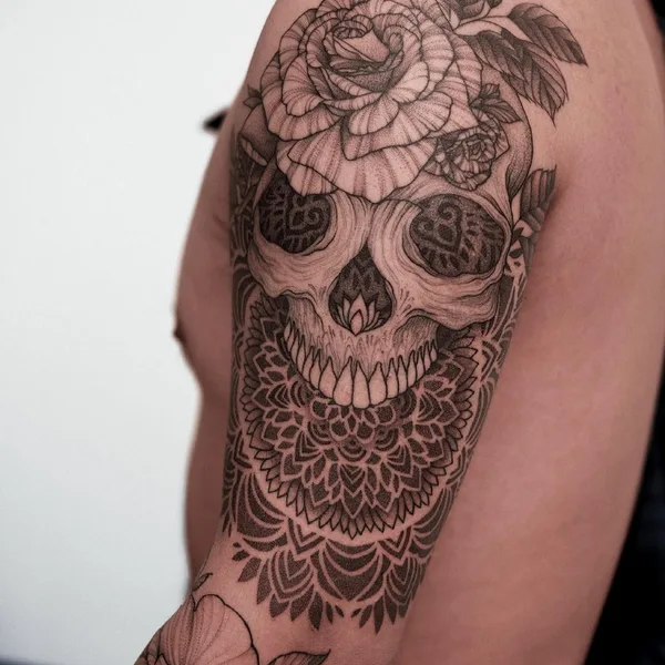 Linework tattoo by Саша Масюк in Los Angeles