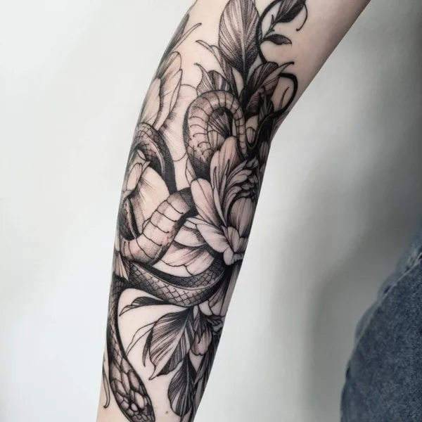whipshading tattoo by MaryAnn in Великий Новгород