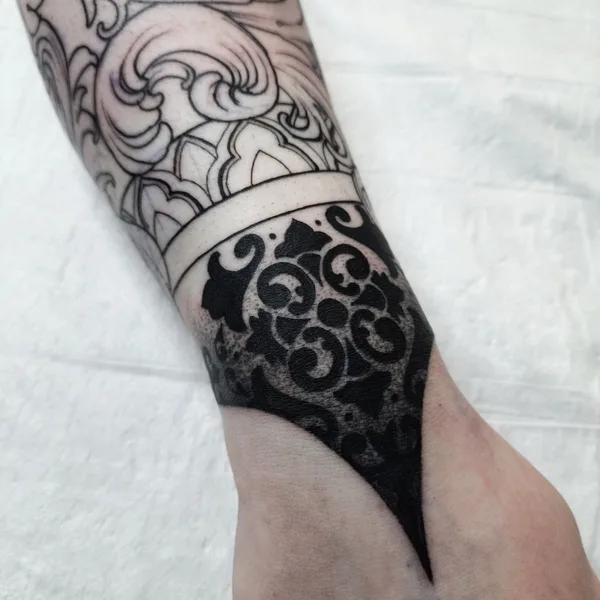 whipshading tattoo by MaryAnn in Великий Новгород
