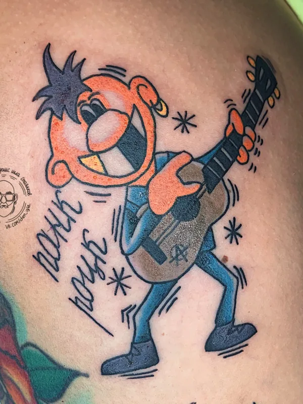 color cartoon tatouage sur thigh #55434 | Artiste tatoueur Денис Игла-Стоянков