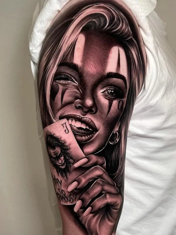 female black and grey realism Tatuagem em upper arm #41269 | Tatuador Emink Tattoo Vicenza