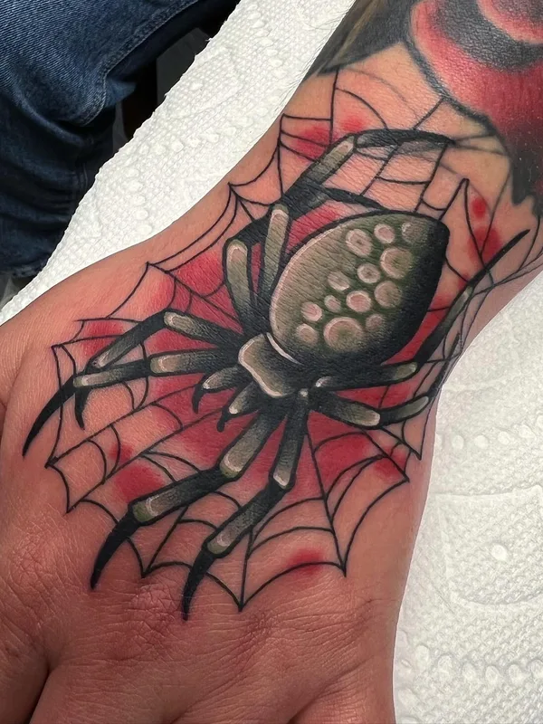 color neo traditional Tatuagem em back of hand #56620 | Tatuador Josh Autrey