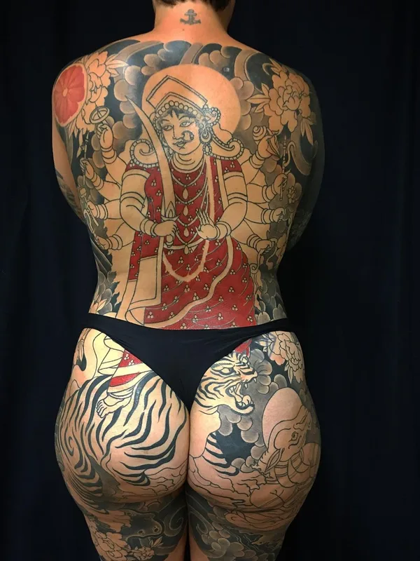 female color japanese Tatuaggio su full back #56698 | Tatuatore David Noellert