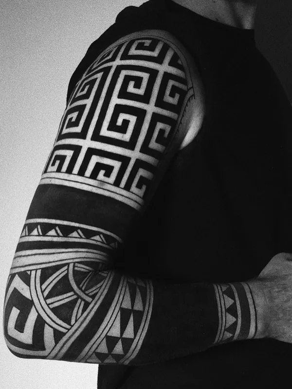 black blackwork 타투 부위 full sleeve #56709 | 타투이스트 Sarita