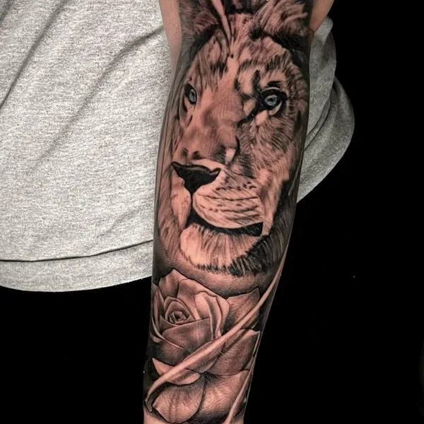 Реализм tattoo by Jacob DeNoyer in Saint Louis
