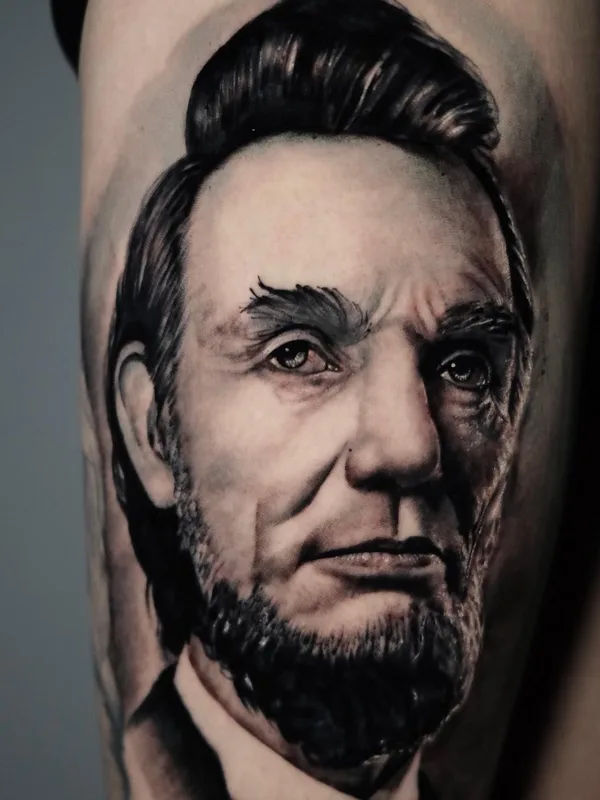 black and grey realism татуировка на thigh #56736 | Тату мастер Chad Rowe