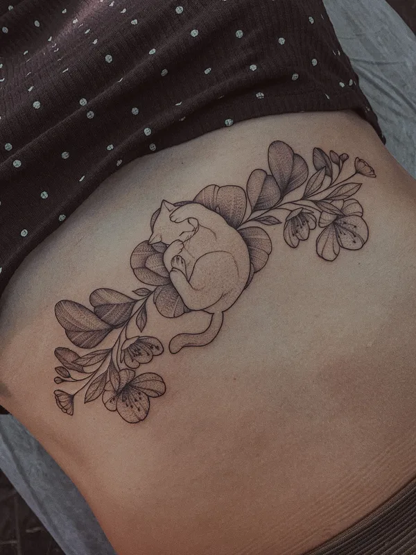 female black linework татуировка на side #37121 | Тату мастер Зеленская Майя