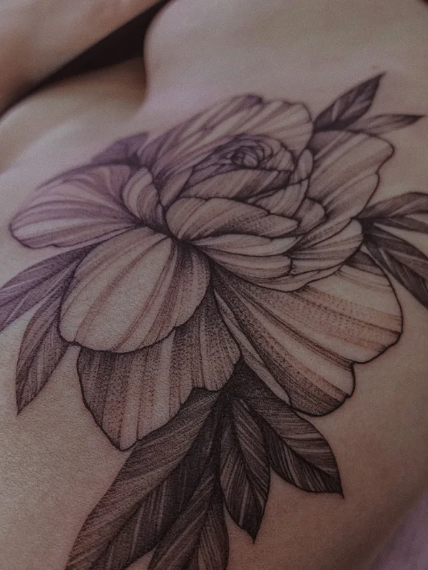 female black and grey botanic татуировка на shoulder blade #37115 | Тату мастер Зеленская Майя