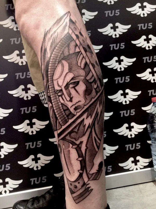 black and grey blackwork tatuaje en calf #37745 | Tatuador Лика Смертин