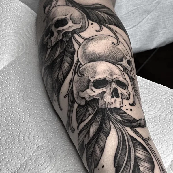 Graphic tattoo by Natalia Perrote in Praha
