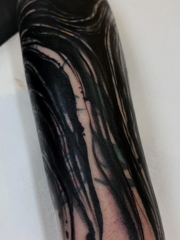 black blackout татуировка на forearm #45209 | Тату мастер Daan Boets