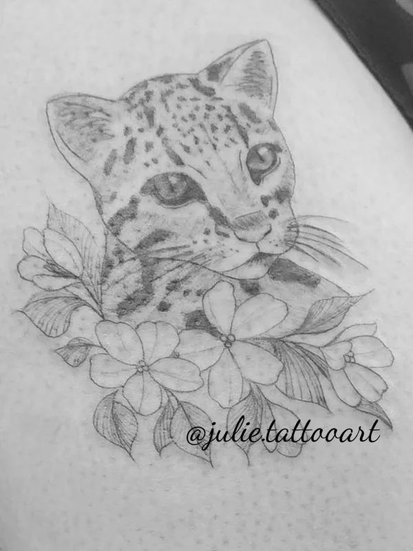black and grey sketch tattoo auf thigh #38403 | Tätowierer Juliane Visser