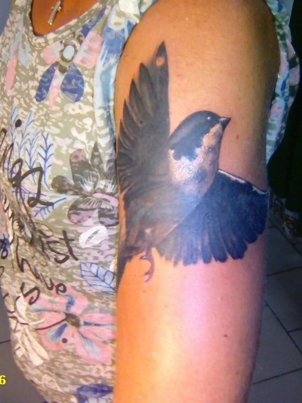 black and grey realism татуировка на upper arm #34924 | Тату мастер Roman Sniatovskyi
