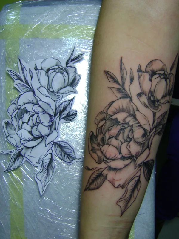 black and grey black and grey татуировка на forearm #34927 | Тату мастер Roman Sniatovskyi