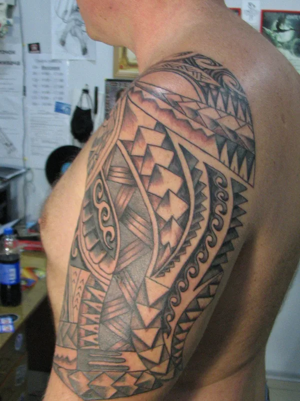 male black and grey tribal татуировка на full sleeve #34928 | Тату мастер Roman Sniatovskyi