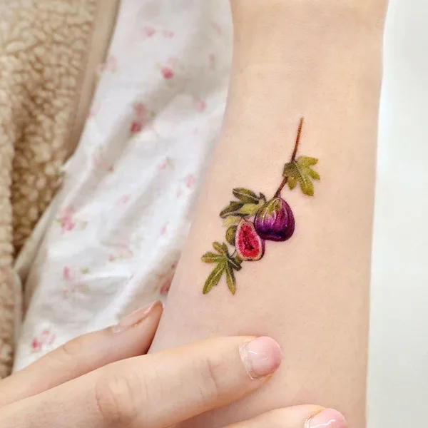 Feminine tattoo by Songe in Seoul