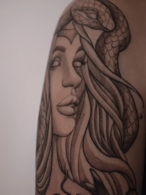 black and grey black and grey татуировка на shoulder #55462 | Тату мастер Полина Лихачева | Polyashatattoo