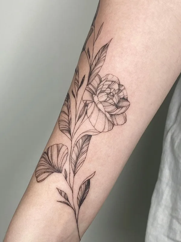 black and grey fineline 纹身 在 forearm #55497 | 纹身师 Настя mlvtsktattoo