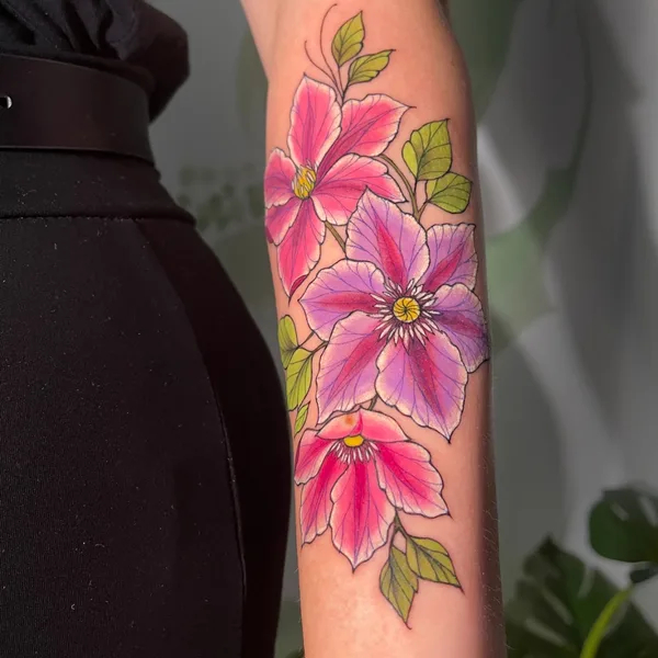 Botanical tattoo by Iryna Yanovska in Berlin
