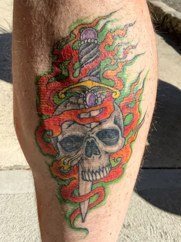color new school Tatuaggio su calf #56835 | Tatuatore Richie Montgomery