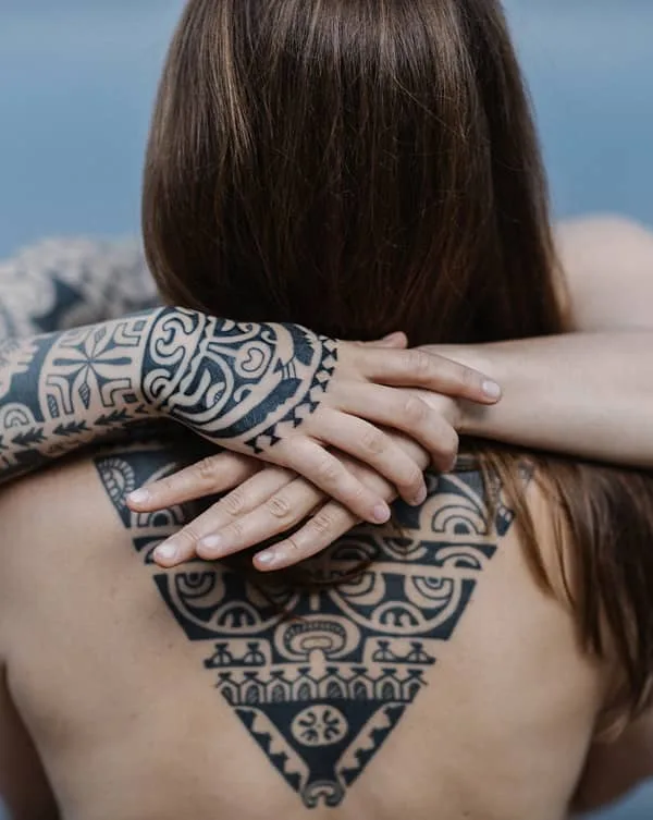 black tribal tatuaje en full back #32472 | Tatuador Дмитрий Бабахин