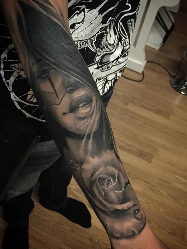 black and grey realism tattoo auf full sleeve #1189 | Tätowierer Niceguy Chris Tattoo