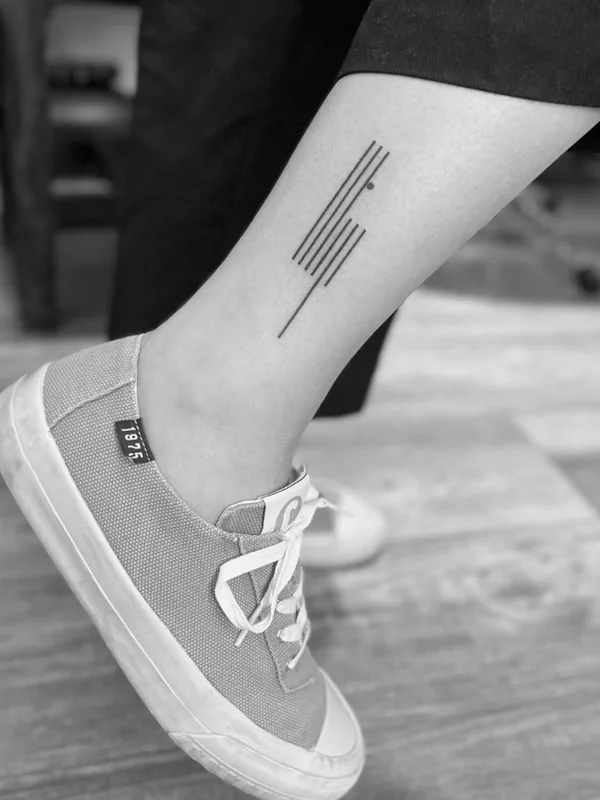 black linework tattoo auf calf #62677 | Tätowierer Gagik Mkrtchyan